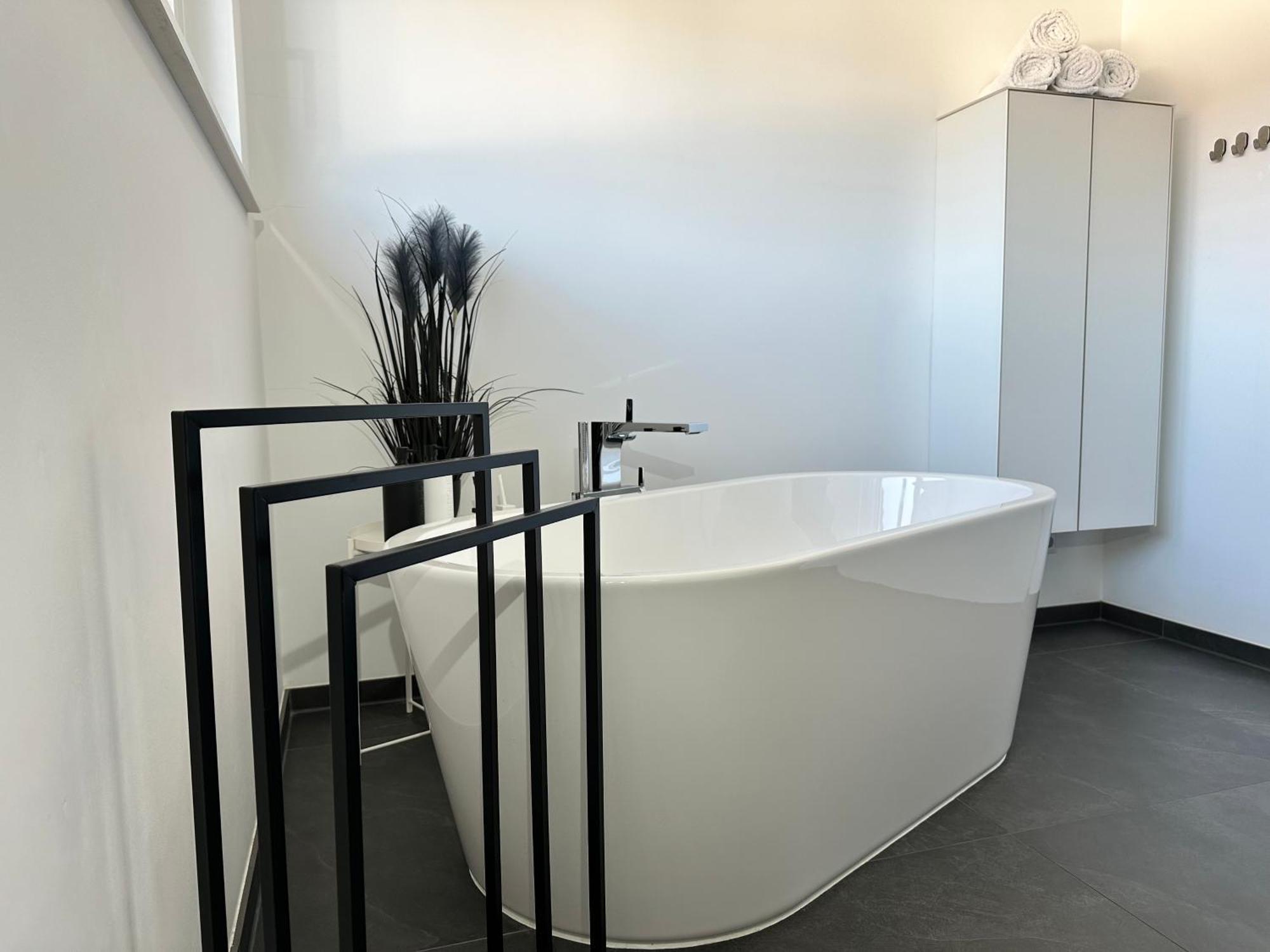 Ferienwohnung Black White Raubling Exterior photo